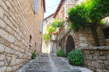 Sainte Enimie, ngôi làng ẩn chứa dấu tích cổ xưa